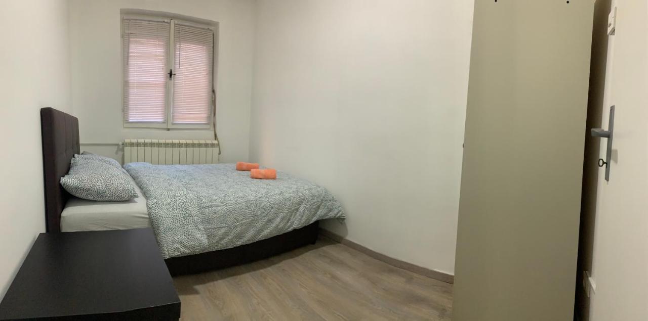 Private Rooms Belgrade Hostel Buitenkant foto